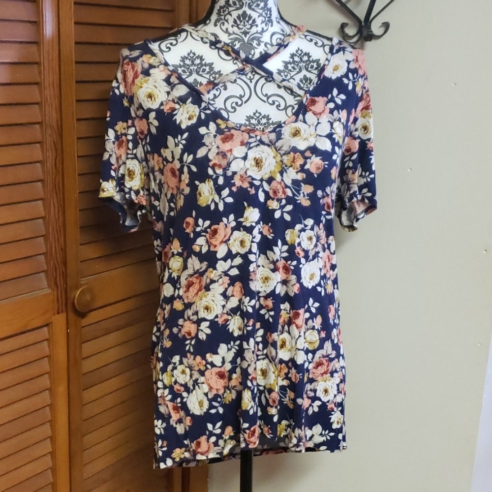 Flowy shirt size X/L